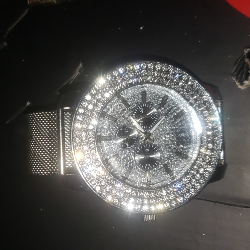 Fancy iced out hip-hop watch